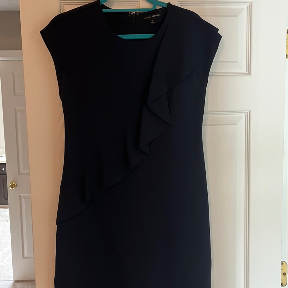 Banana republic navy ruffle dress